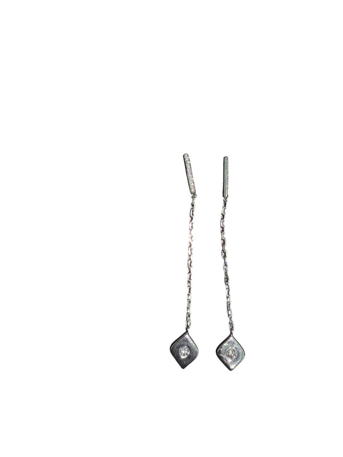 EZEIA Hanging Earrings
