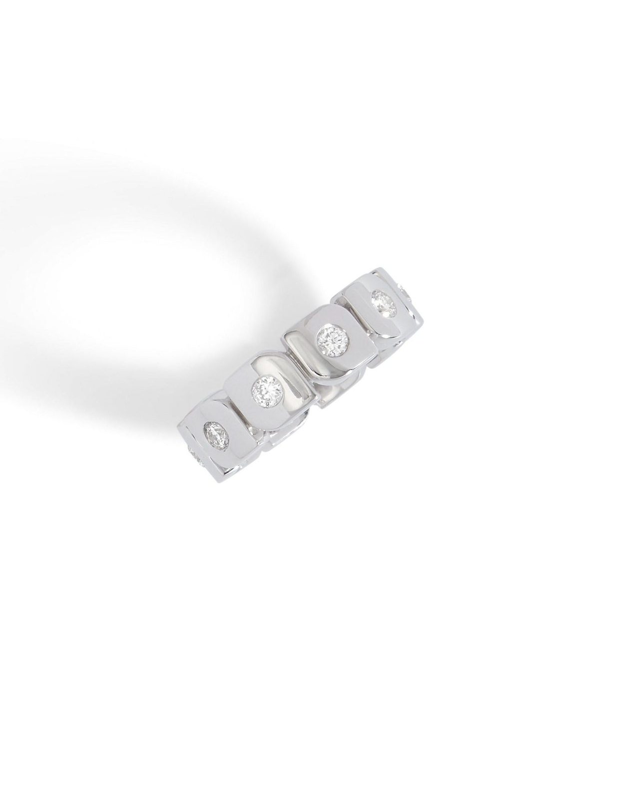 EZEIA Logograph Diamond Ring 4