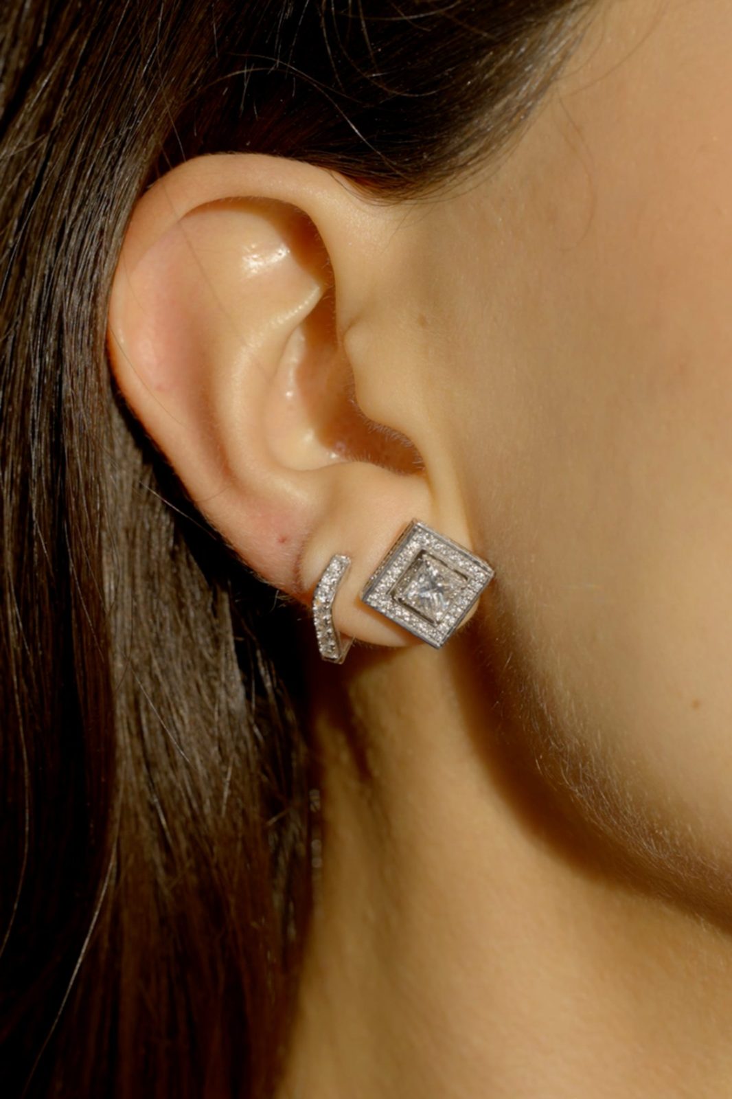 EZEIA Prism Diamond Earrings Grand
