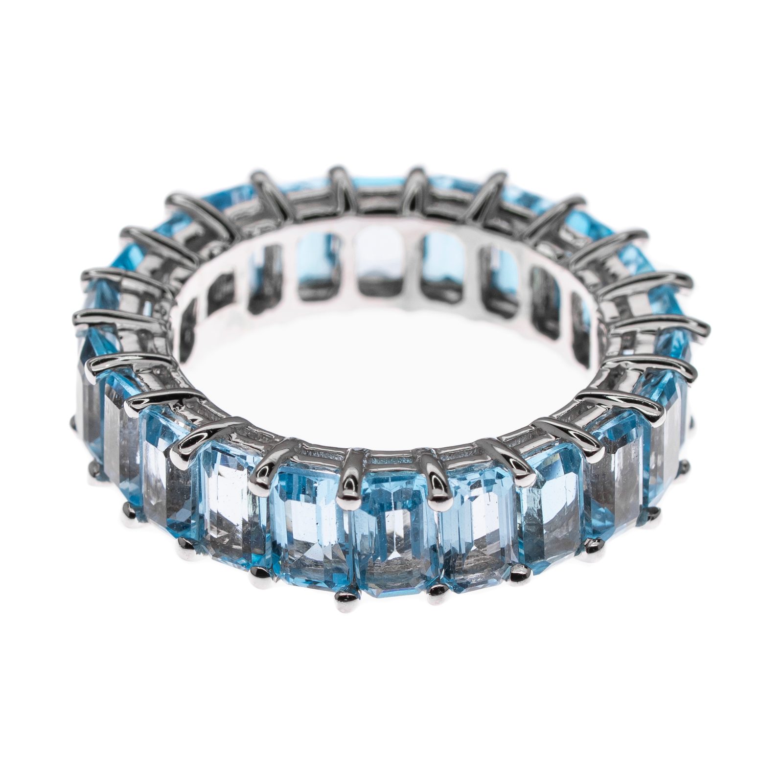 White Gold Sapphire Ring
